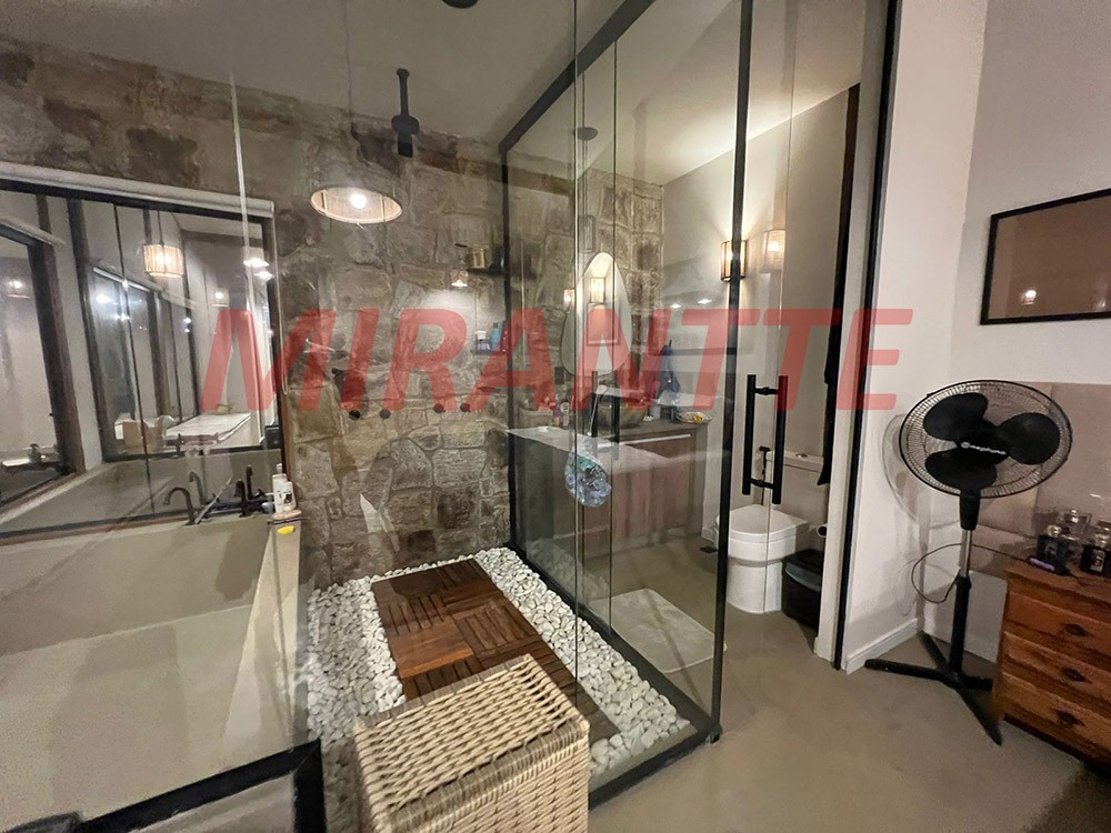 Casa terrea de 170m² com 3 quartos em Serra da Cantareira
