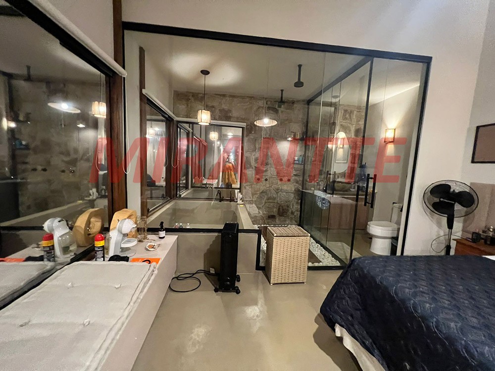 Casa terrea de 170m² com 3 quartos em Serra da Cantareira
