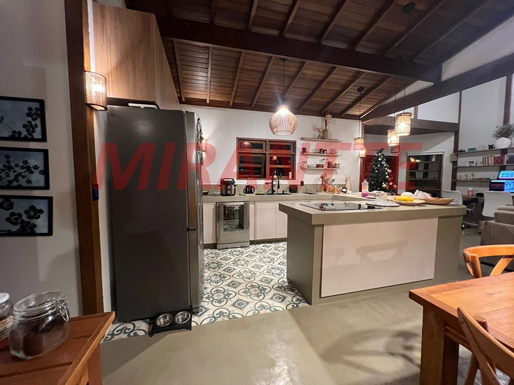 Casa terrea de 170m² com 3 quartos em Serra da Cantareira