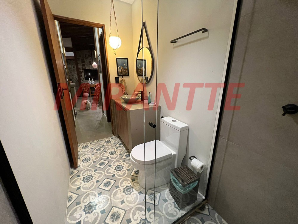 Casa terrea de 170m² com 3 quartos em Serra da Cantareira