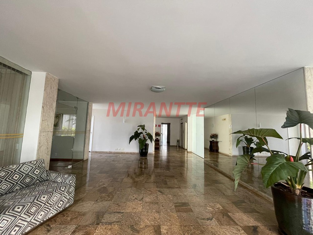 Apartamento de 72m² com 2 quartos em Santana