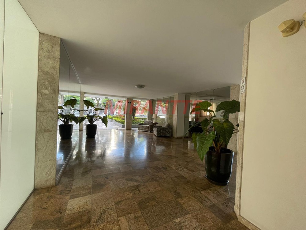 Apartamento de 72m² com 2 quartos em Santana