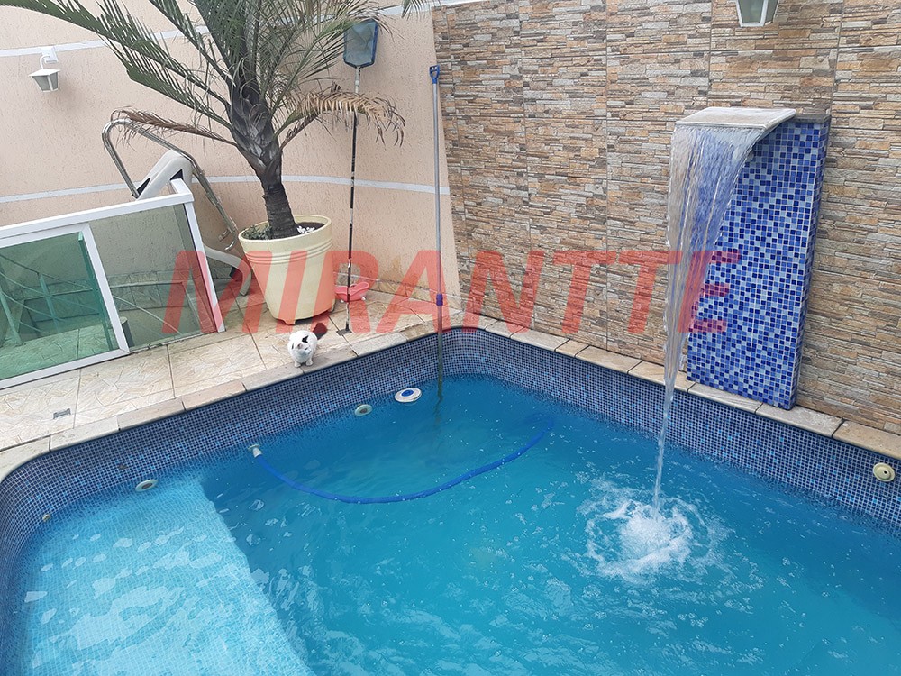 Sobrado de 140m² com 3 quartos em Pedra Branca