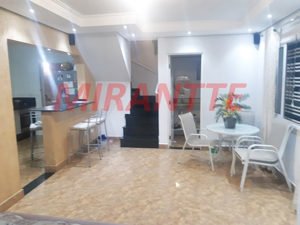 Sobrado de 140m² com 3 quartos em Pedra Branca