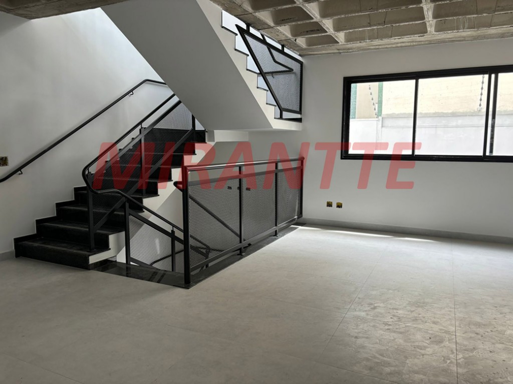 Comercial de 400m² em Água Fria