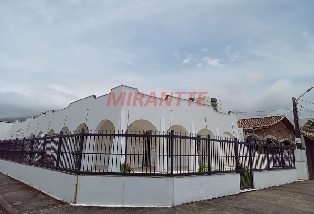 Casa terrea de 176m² com 3 quartos em Indaiá