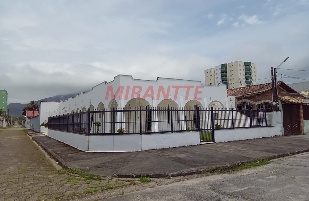 Casa terrea de 176m² com 3 quartos em Indaiá