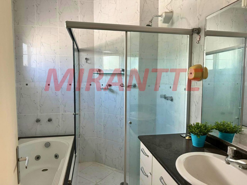 Cond. fechado de 150m² com 3 quartos em Tucuruvi
