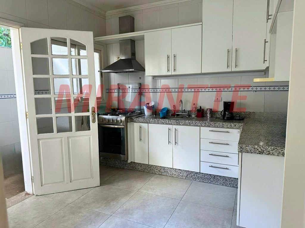 Cond. fechado de 150m² com 3 quartos em Tucuruvi