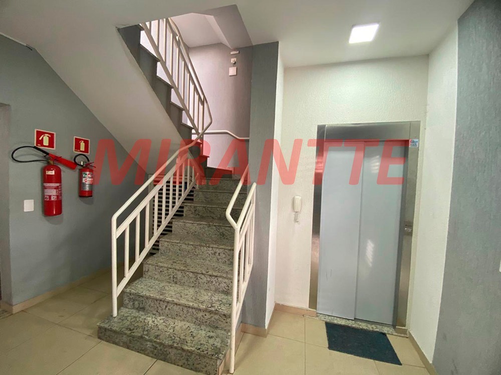 Apartamento de 45m² com 2 quartos em Vila Nivi