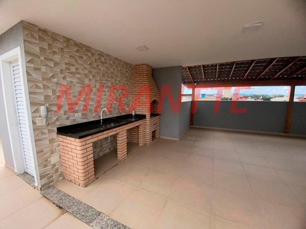 Apartamento de 45m² com 2 quartos em Vila Nivi