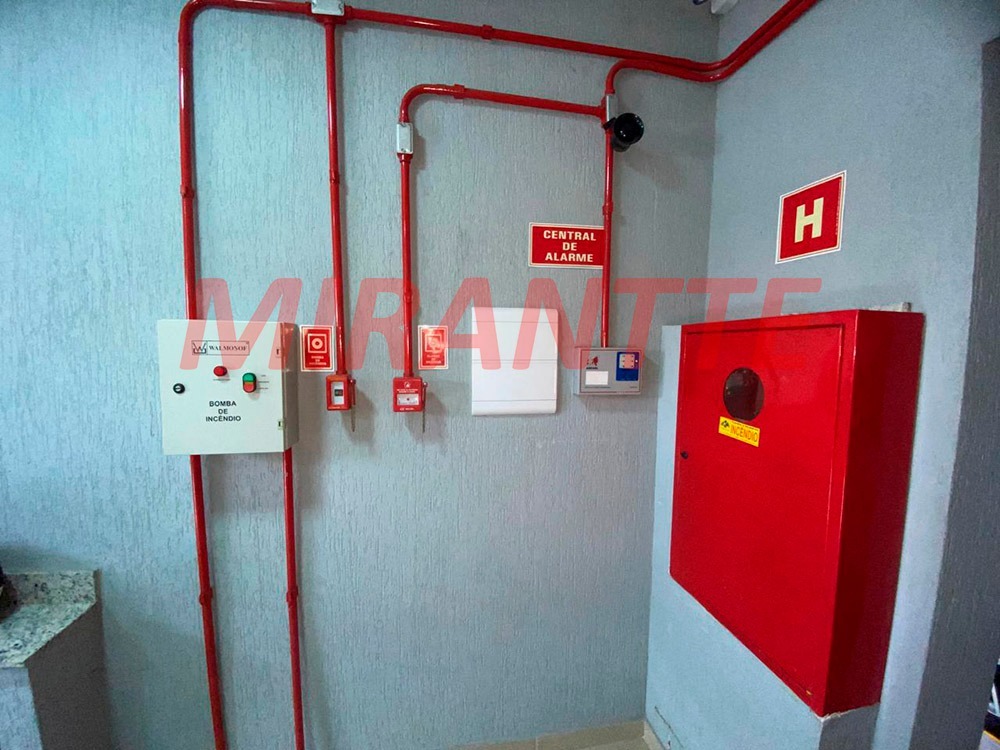 Apartamento de 45m² com 2 quartos em Vila Nivi