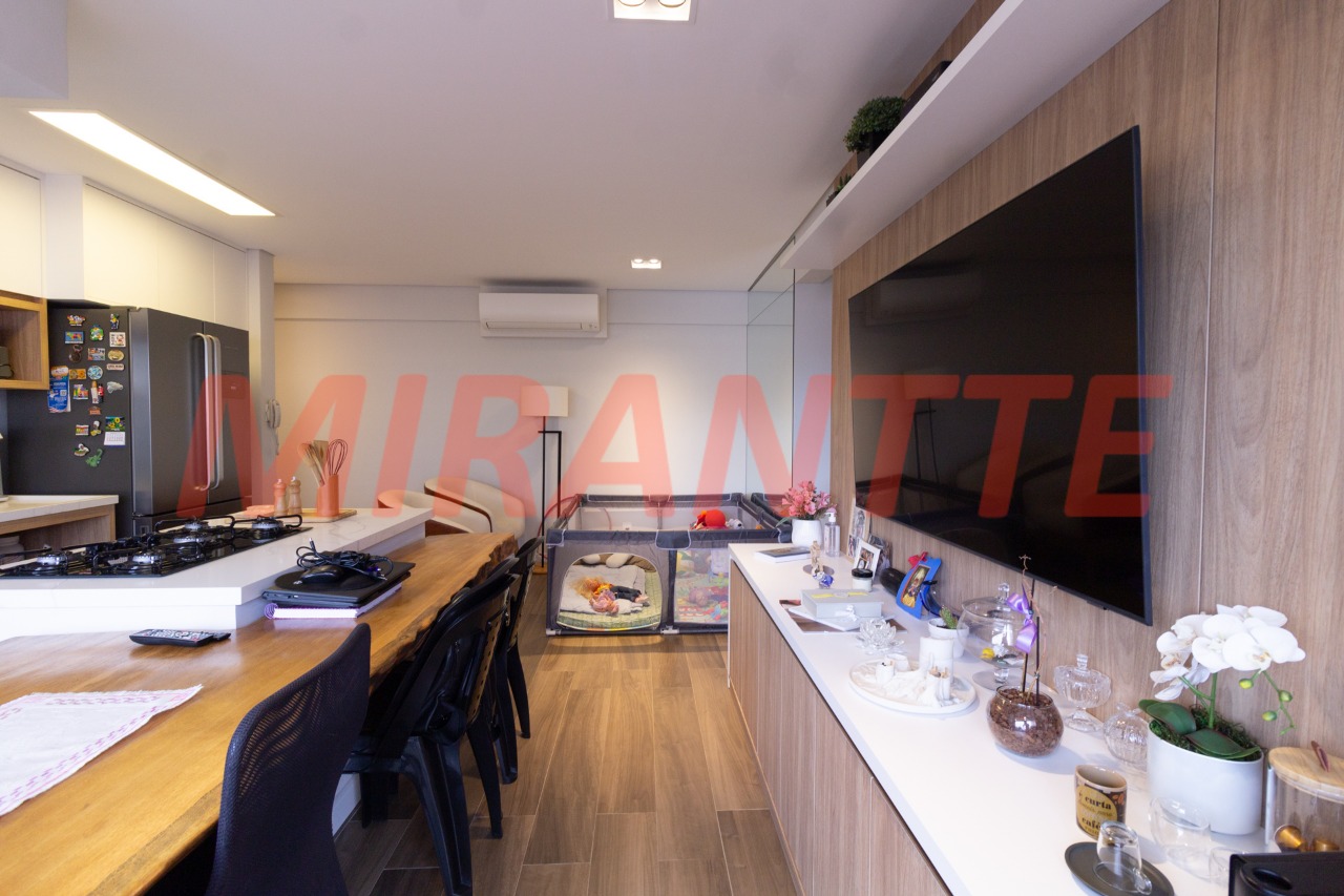 Apartamento de 69m² com 2 quartos em Santa Terezinha