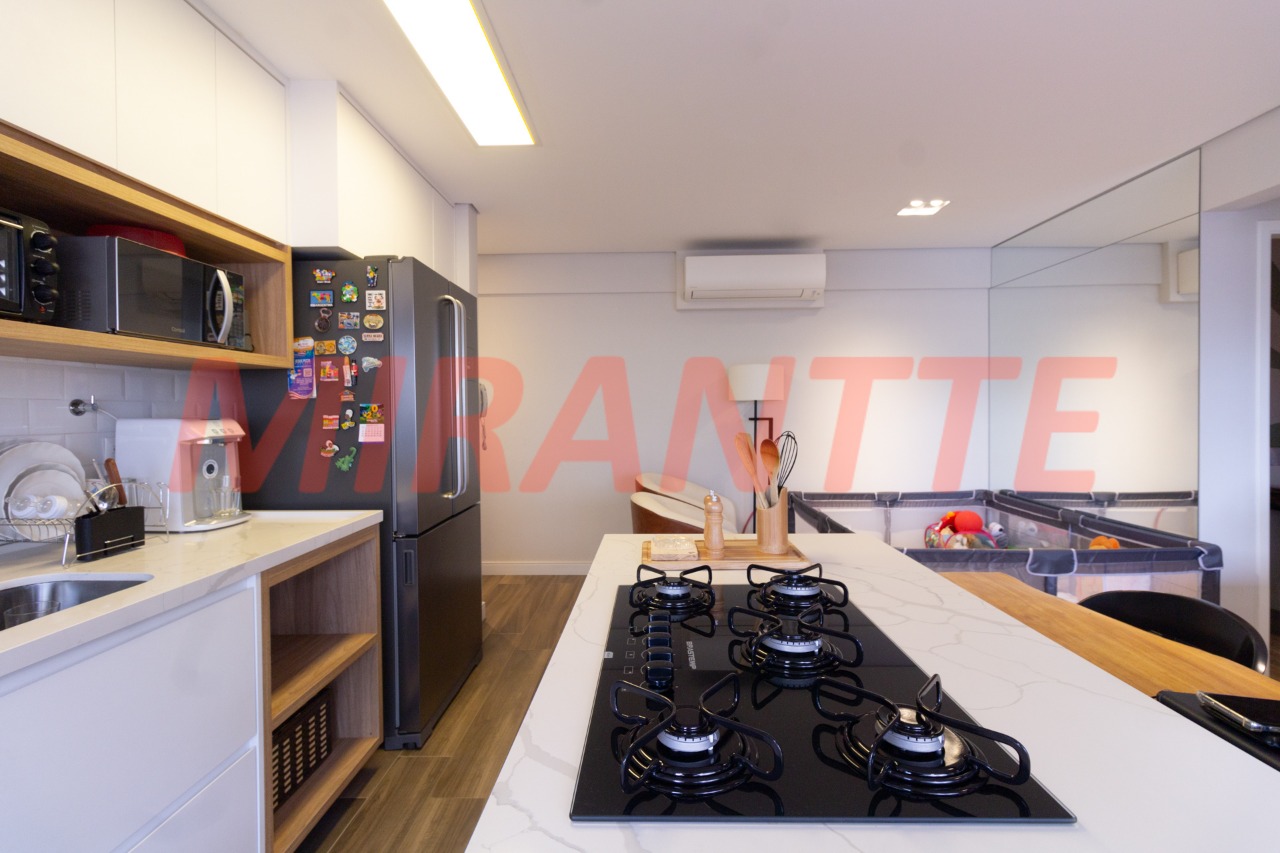 Apartamento de 69m² com 2 quartos em Santa Terezinha