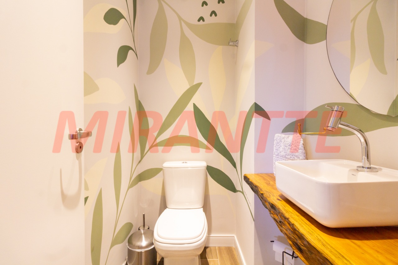 Apartamento de 69m² com 2 quartos em Santa Terezinha