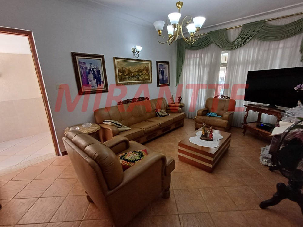 Casa terrea de 235m² com 3 quartos em Bortolândia