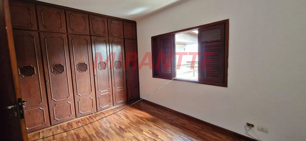 Casa terrea de 444m² com 3 quartos em Vila Irmaos Arnoni