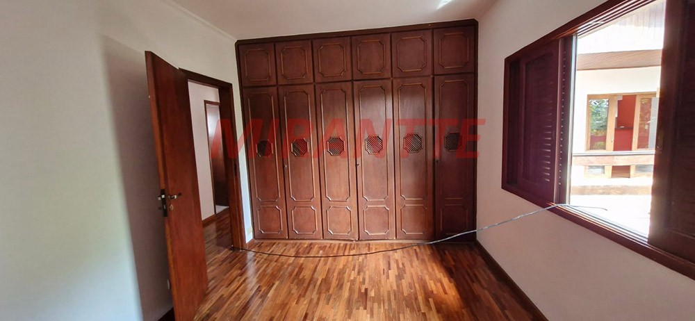 Casa terrea de 444m² com 3 quartos em Vila Irmaos Arnoni