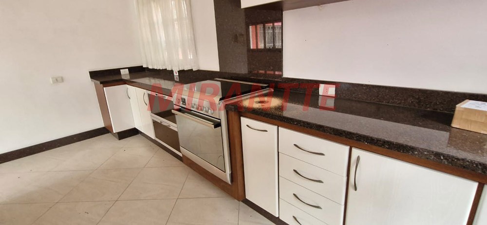 Casa terrea de 444m² com 3 quartos em Vila Irmaos Arnoni
