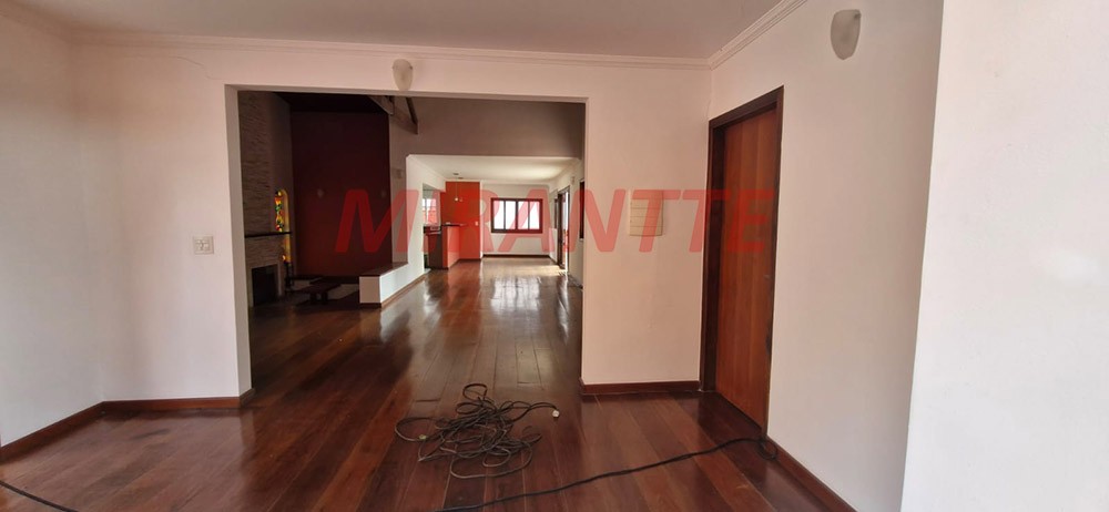 Casa terrea de 444m² com 3 quartos em Vila Irmaos Arnoni