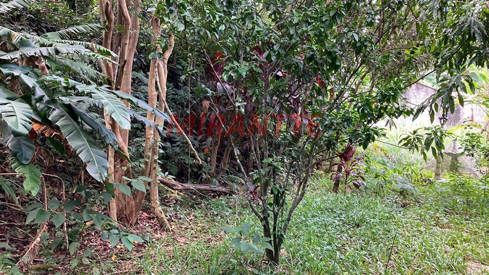 Terreno de 1106m² em Serra Da Cantareira