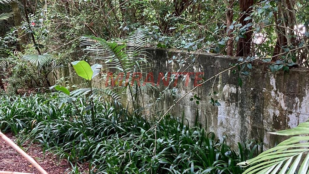 Terreno de 1106m² em Serra Da Cantareira