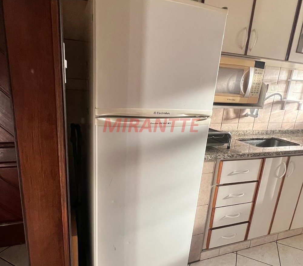 Apartamento de 50m² com 2 quartos em Vila Silvia