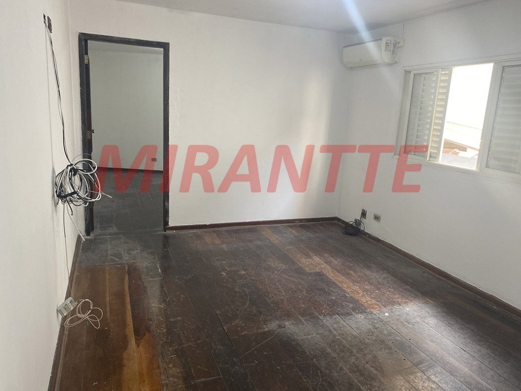 Sobrado de 162m² com 3 quartos em Vila Rosália