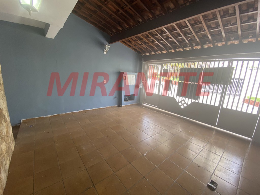 Sobrado de 162m² com 3 quartos em Vila Rosália