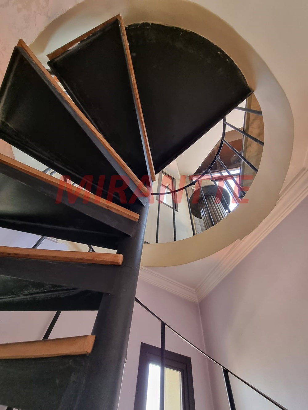 Cobertura de 340m² com 3 quartos em Santana