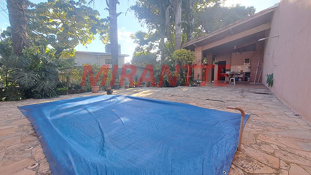 Sobrado de 347m² com 4 quartos em Centro – Mairiporã