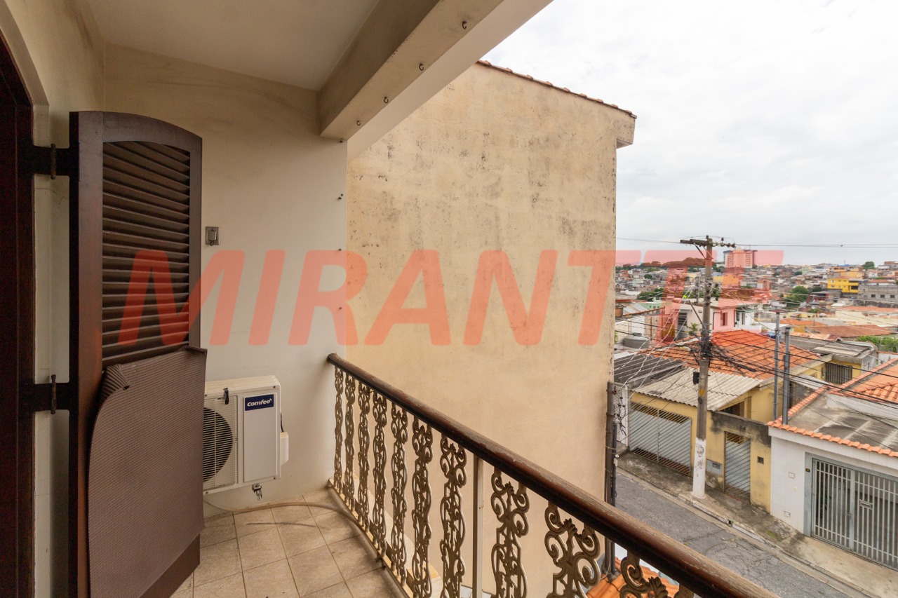 Sobrado de 191m² com 3 quartos em Limão