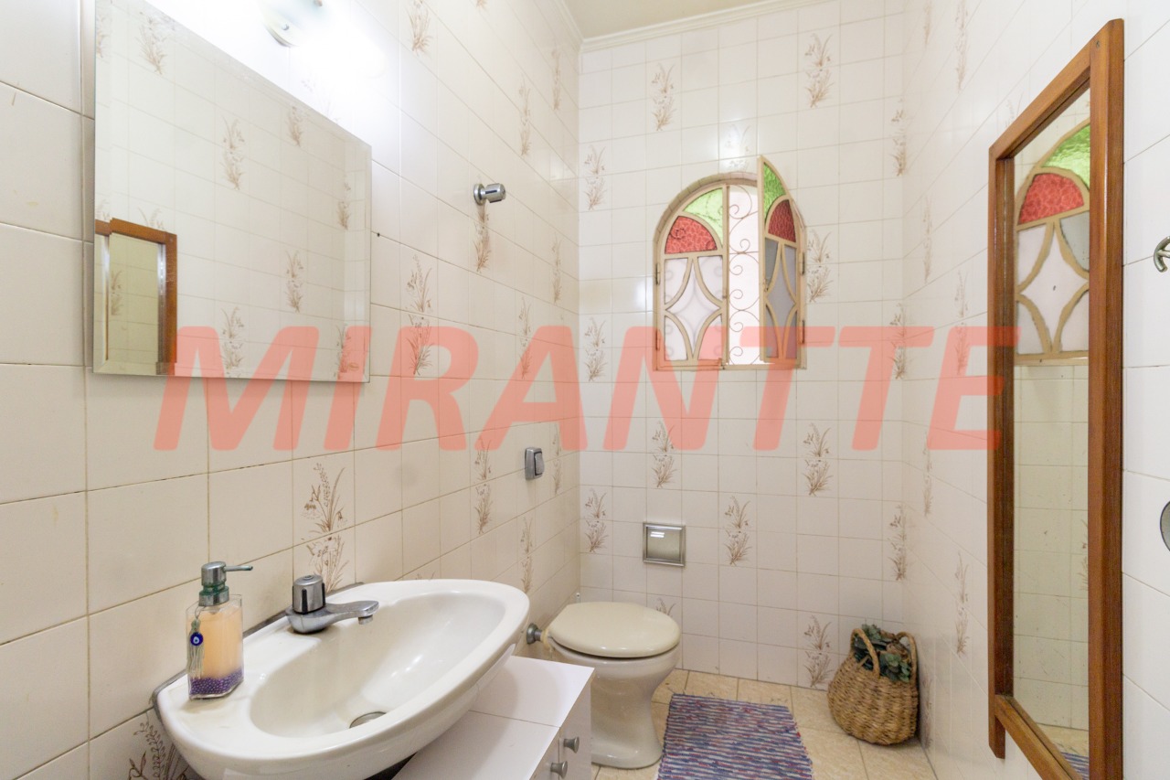 Sobrado de 191m² com 3 quartos em Limão