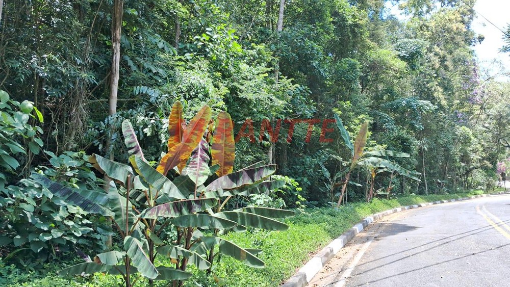 Terreno de 1020m² em Serra da Cantareira