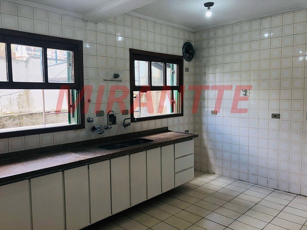Casa terrea de 171m² com 3 quartos em Chácara Pavoeiro