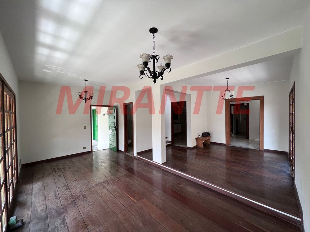 Casa terrea de 171m² com 3 quartos em Chácara Pavoeiro
