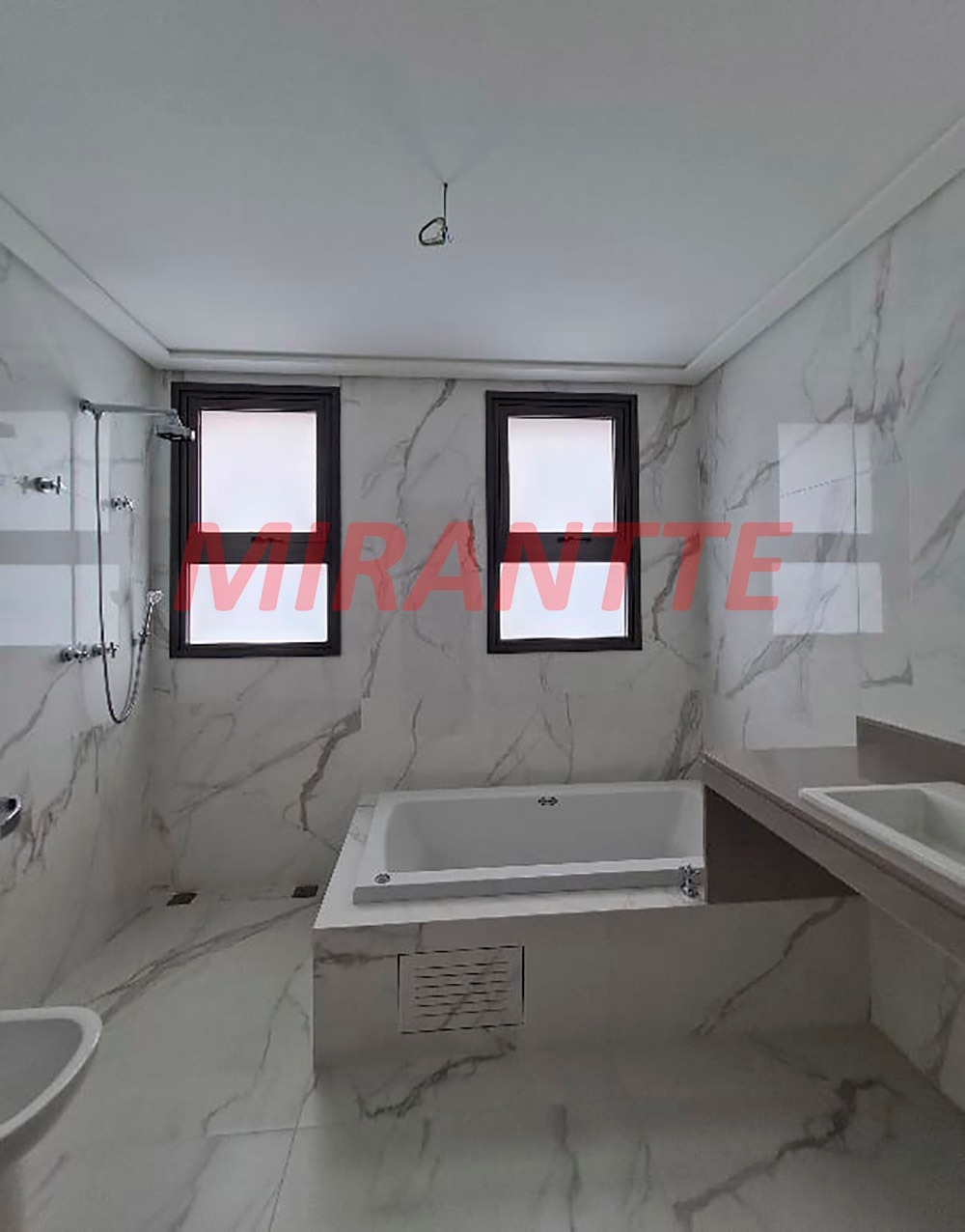 Apartamento de 350m² com 4 quartos em Santa Cecilia