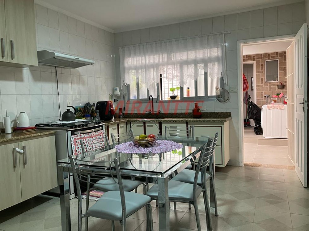 Sobrado de 139m² com 2 quartos em Vila Medeiros