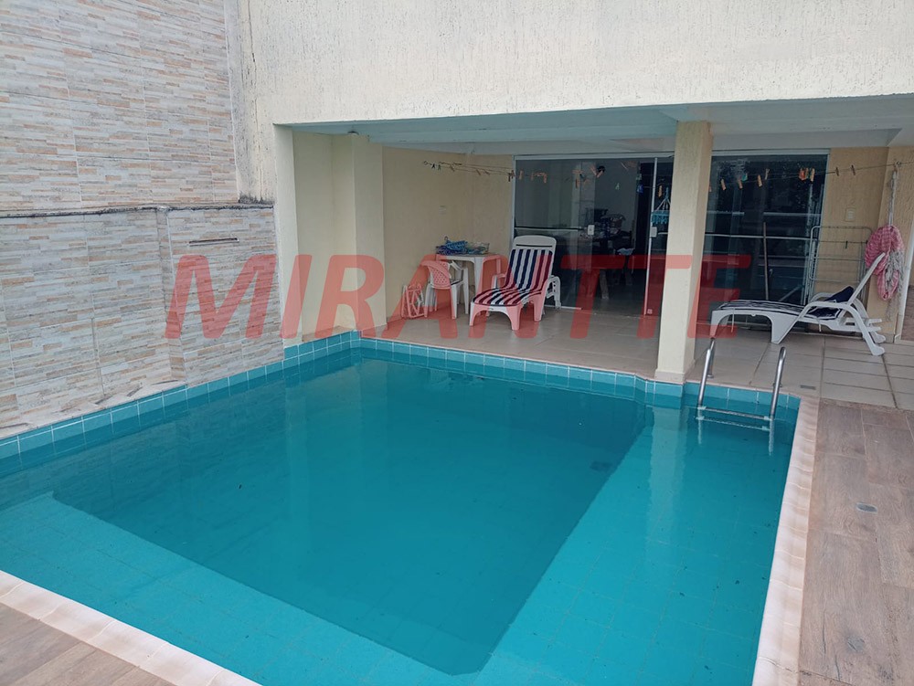 Sobrado de 305m² com 5 quartos em Vila Pauliceia