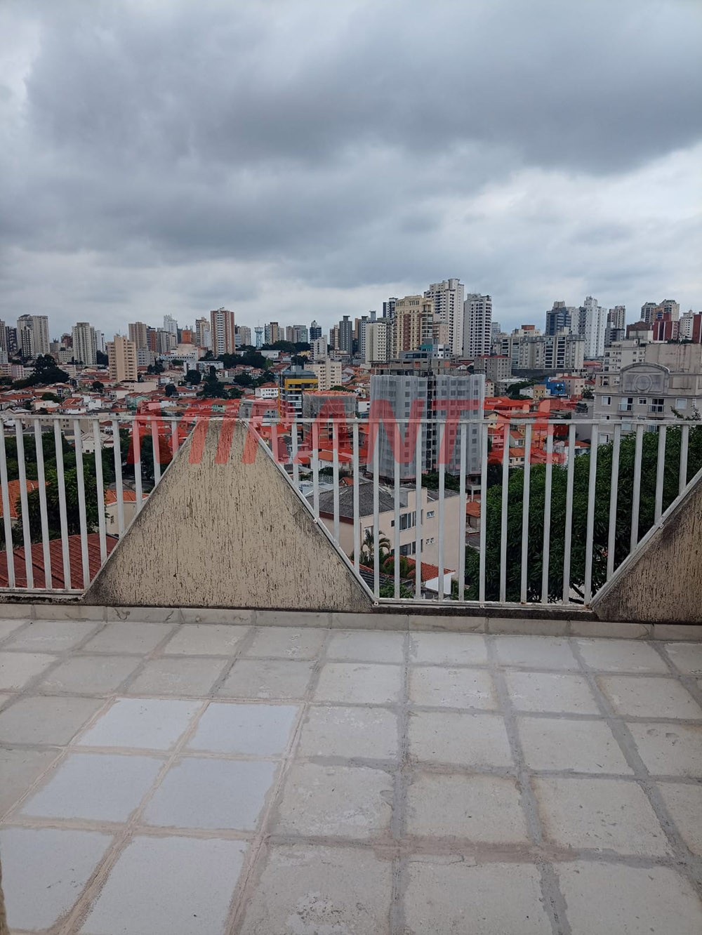 Sobrado de 305m² com 5 quartos em Vila Pauliceia