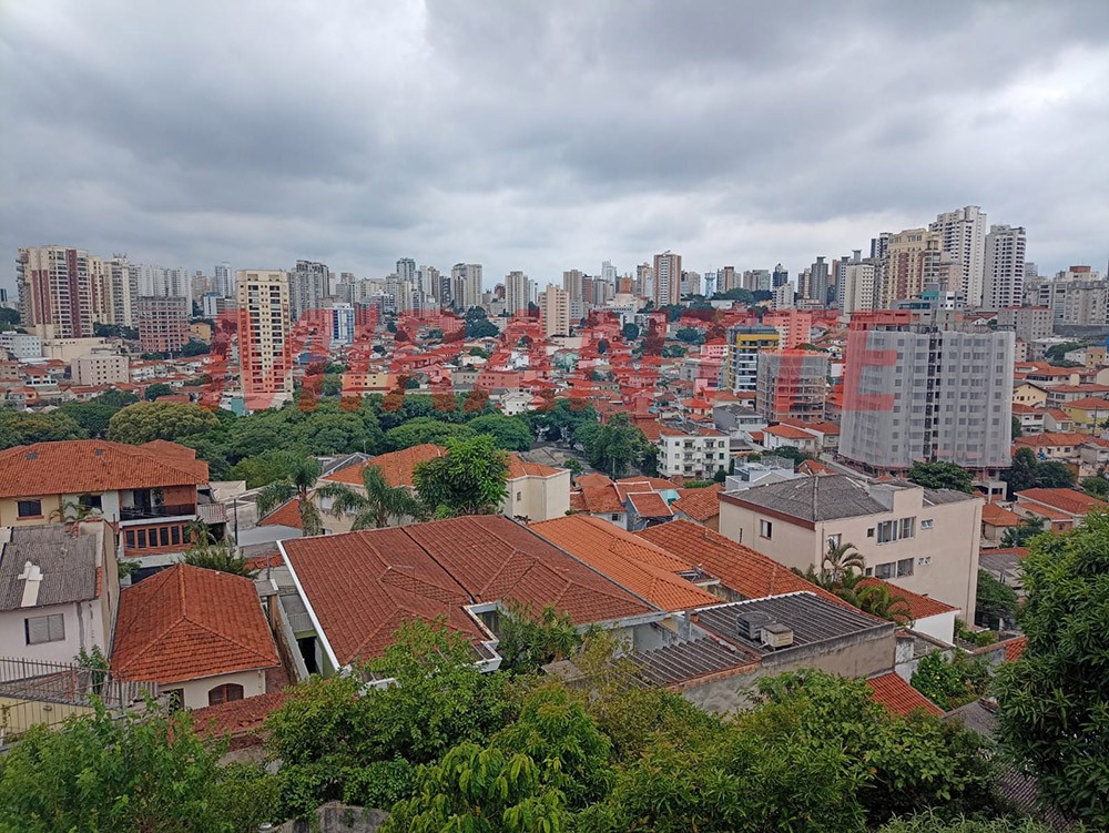 Sobrado de 305m² com 5 quartos em Vila Pauliceia