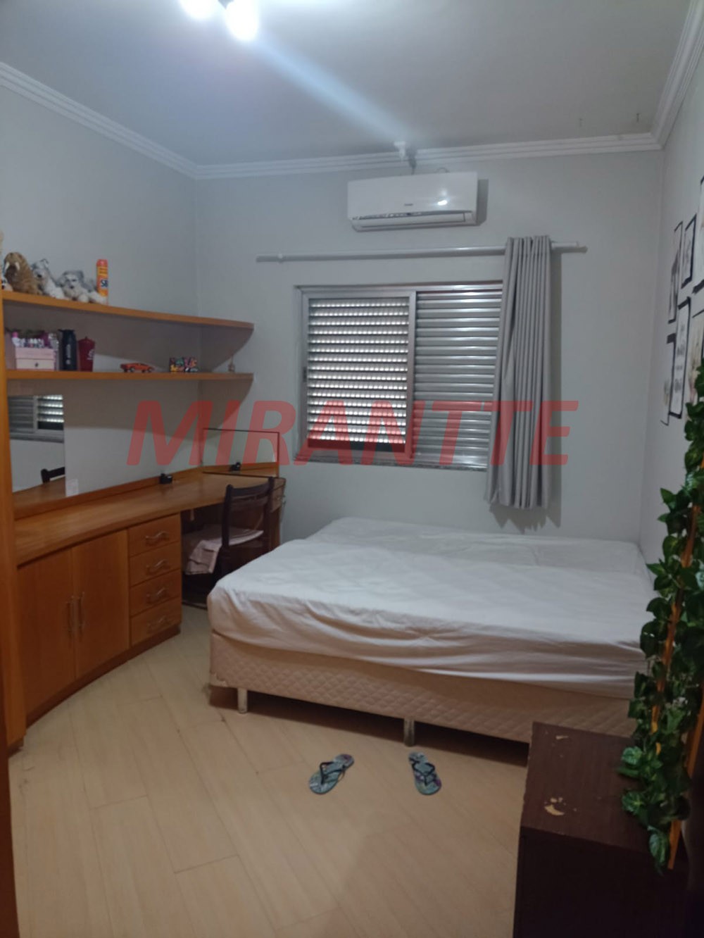 Sobrado de 305m² com 5 quartos em Vila Pauliceia