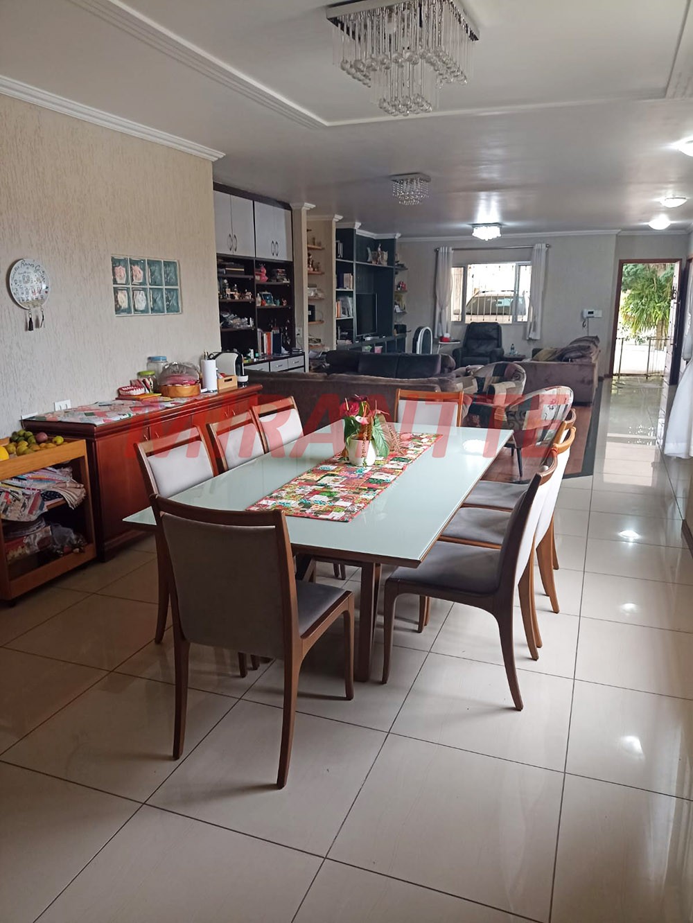 Sobrado de 305m² com 5 quartos em Vila Pauliceia