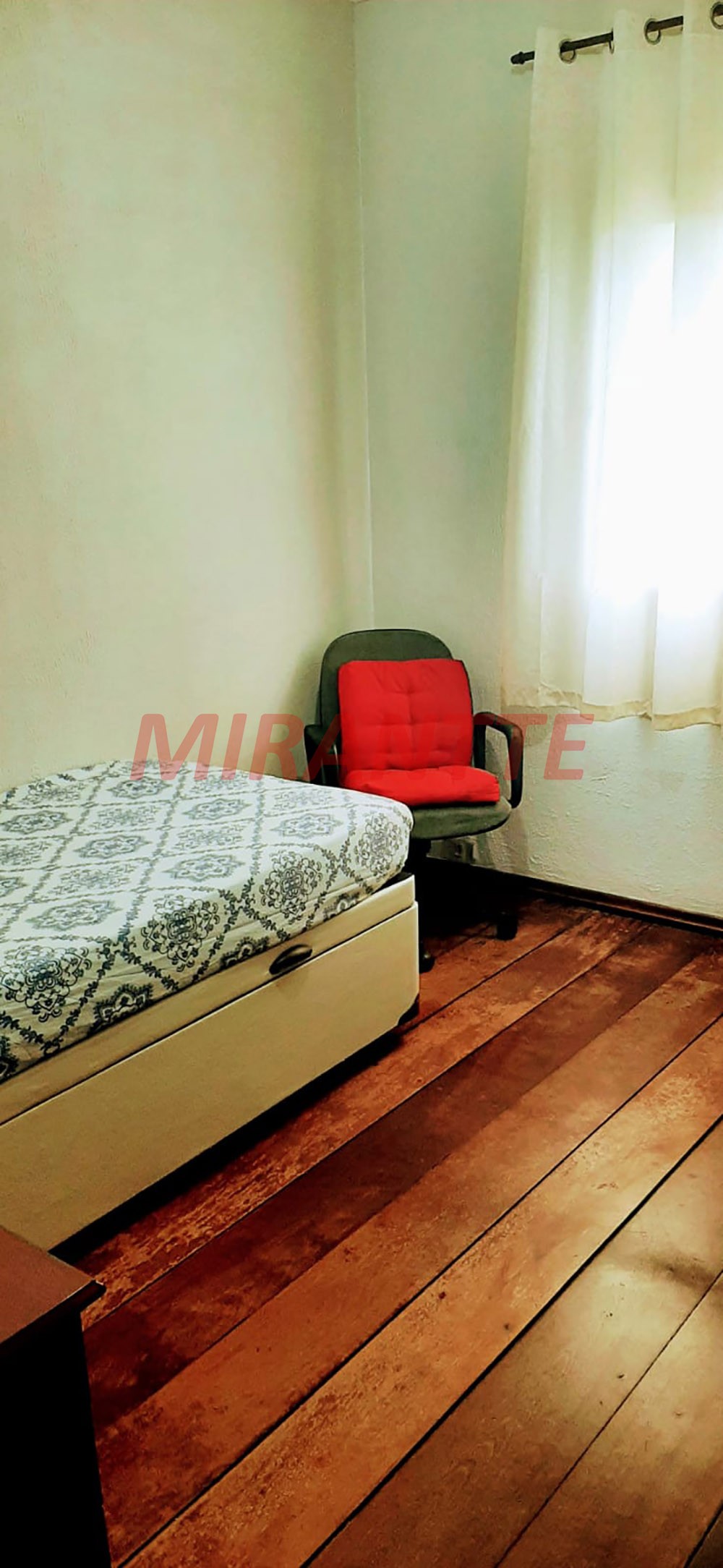 Sobrado de 193m² com 3 quartos em Parque Continental