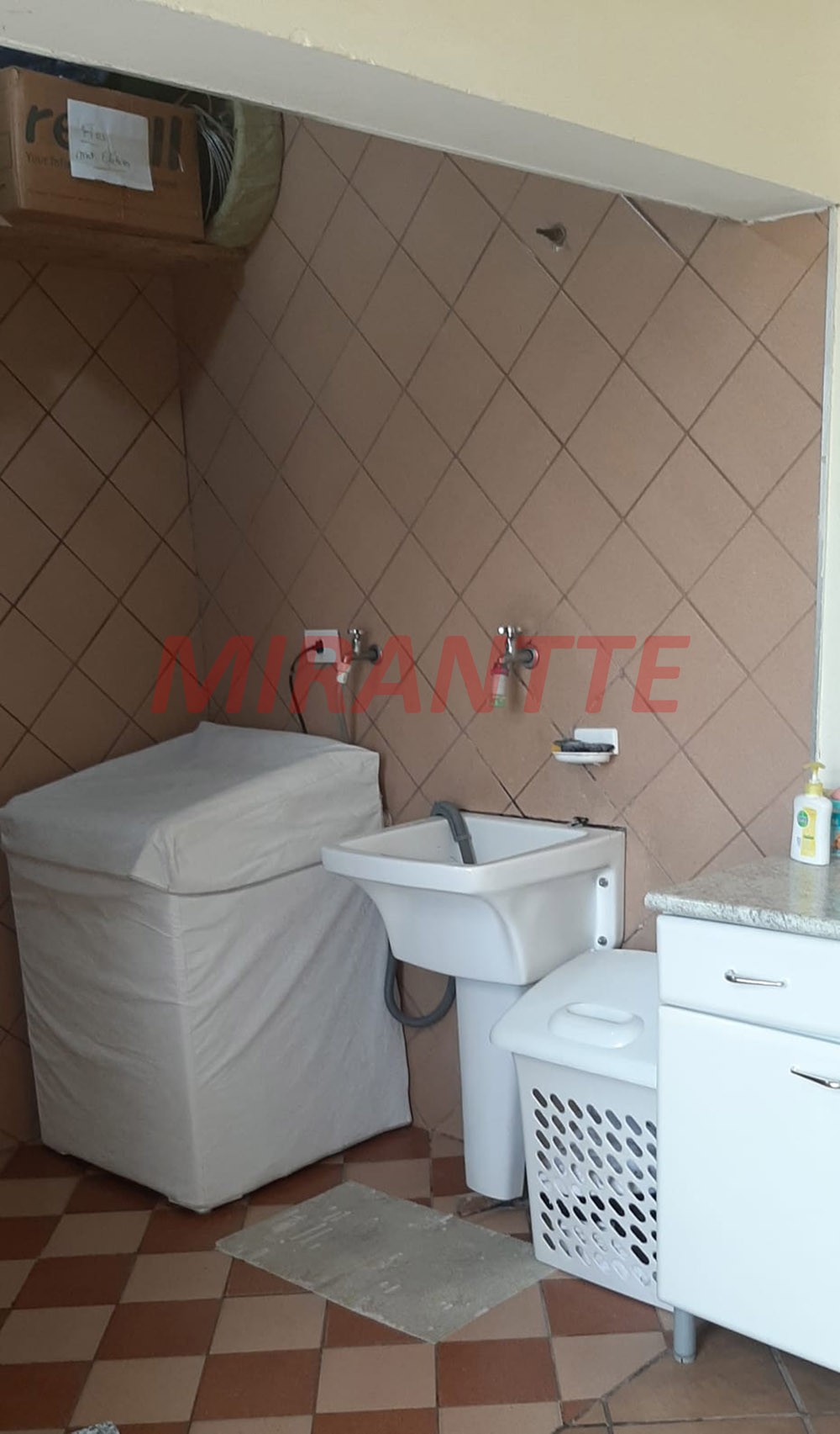 Sobrado de 193m² com 3 quartos em Parque Continental