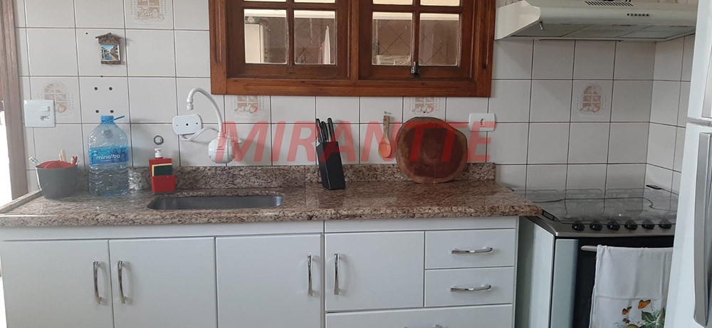Sobrado de 193m² com 3 quartos em Parque Continental