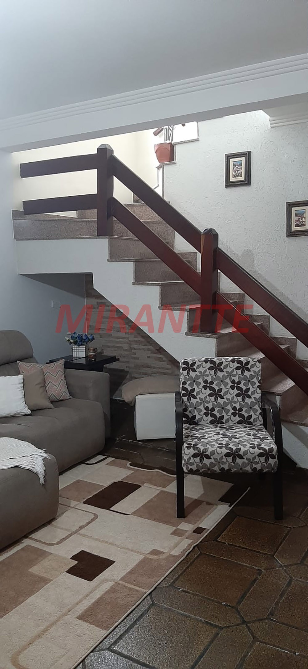Sobrado de 193m² com 3 quartos em Parque Continental