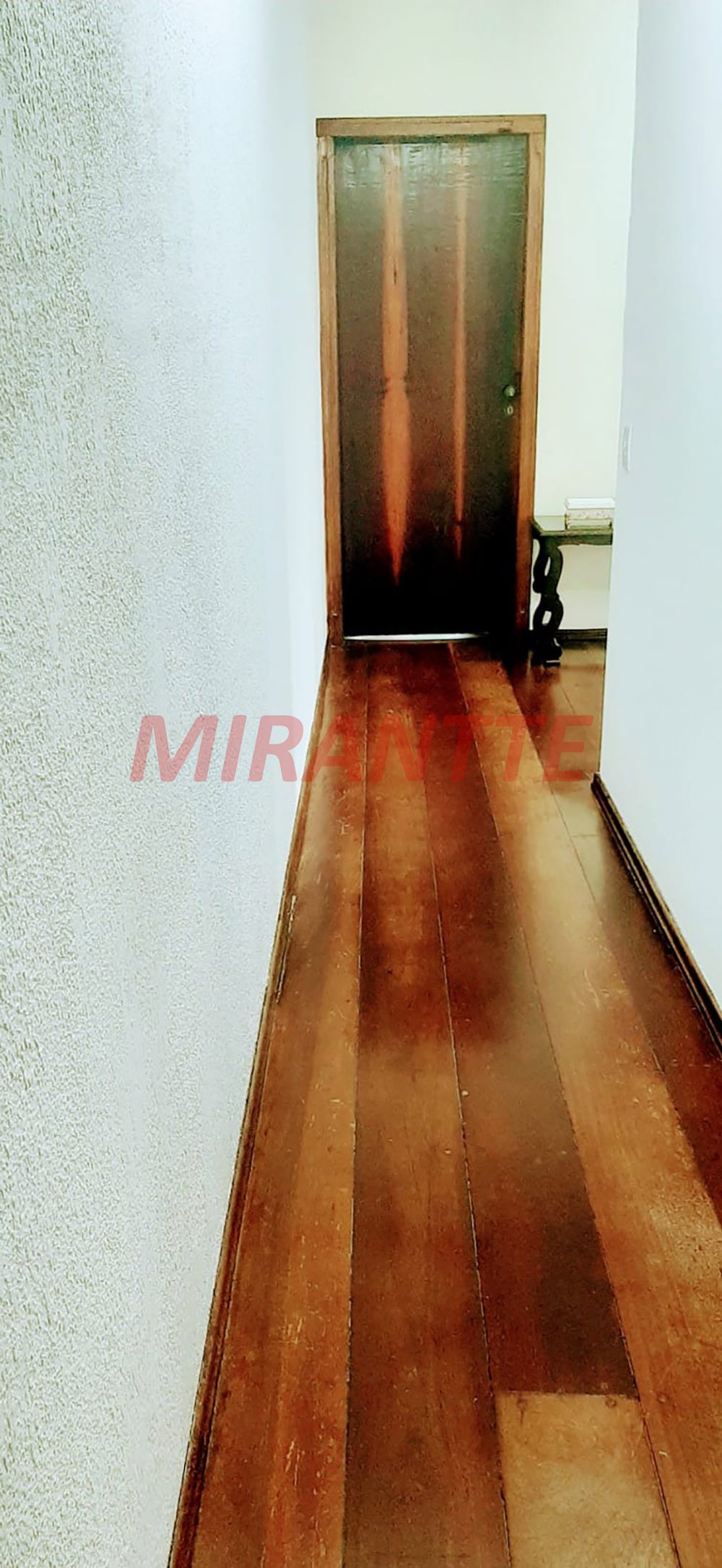 Sobrado de 193m² com 3 quartos em Parque Continental