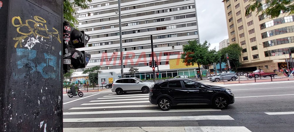 Conjunto comercial de 80m² em Bela Vista