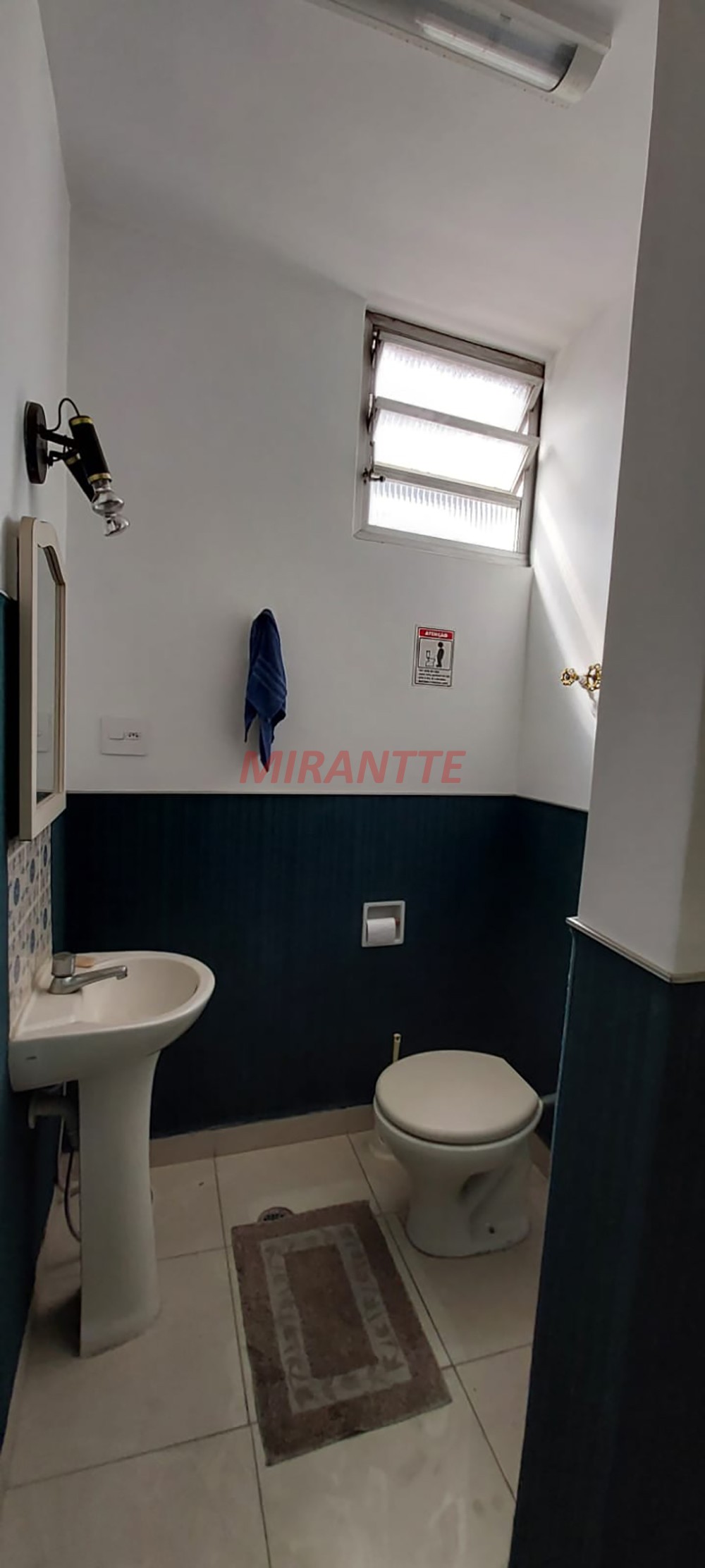 Conjunto comercial de 80m² em Bela Vista